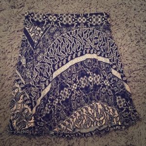 Cute Black and white skirt